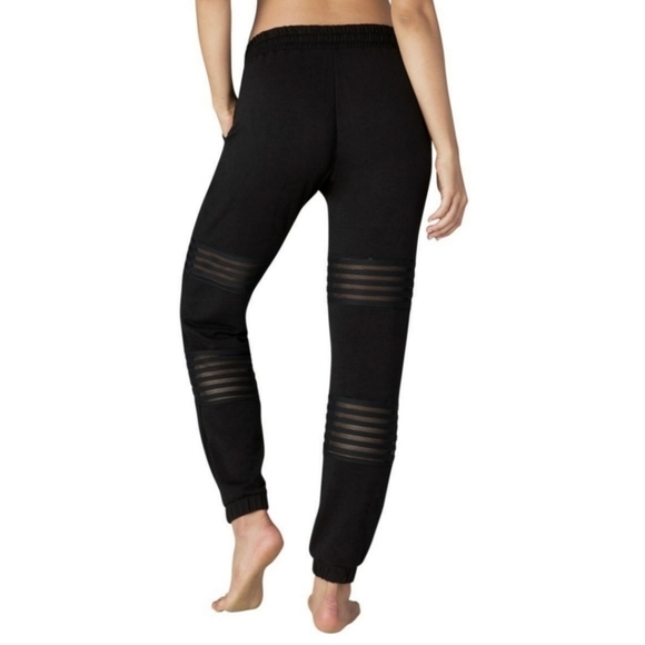 Beyond Yoga Off The Grid Black High Rise Perforated Mesh Jogger Sweatpants - Picture 2 of 8